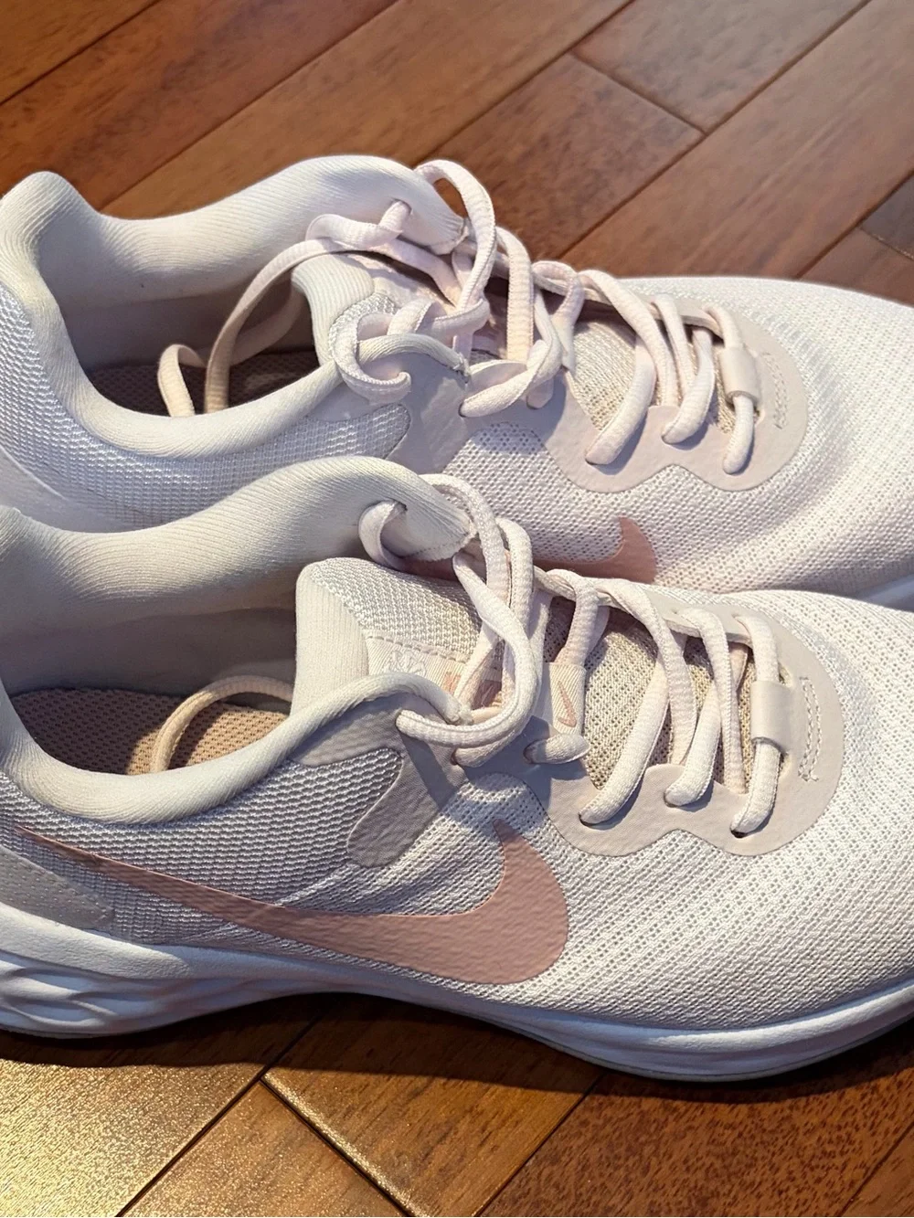 Nike Women's Pale Pink and White Athletic Running Sneakers